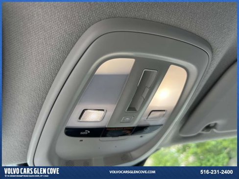 Certified 2023 Volvo XC40 B5 Plus w/ Protection Package Premier image 32