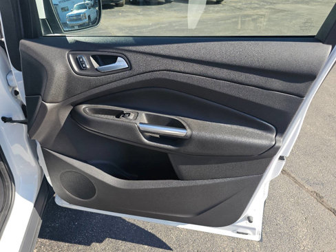 Used 2015 Ford Escape SE image 30