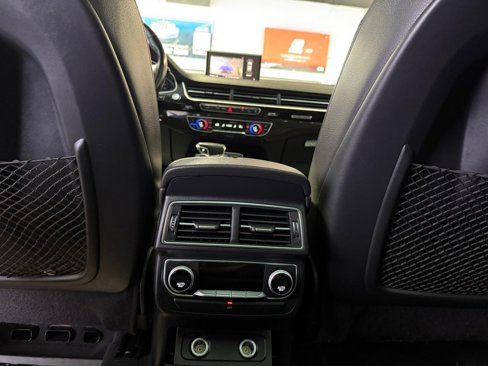 Used 2017 Audi Q7 3.0T Premium Plus image 27