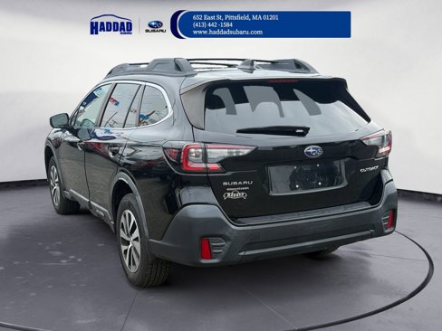 Used 2020 Subaru Outback Premium image 4