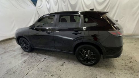 Certified 2024 Honda HR-V Sport image 6