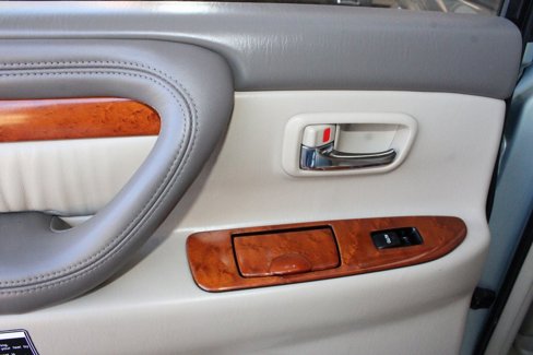 Used 2003 Lexus LX 470 4WD image 48