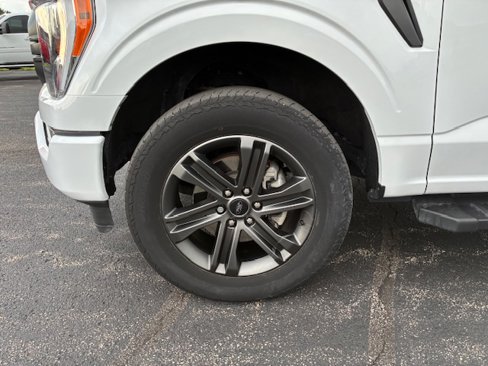 Used 2022 Ford F150 XLT w/ Equipment Group 302A High image 13