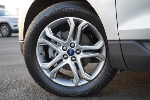 Used 2017 Ford Edge Titanium w/ Technology Package image 15