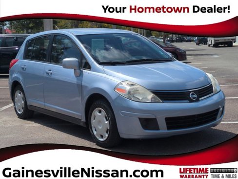 Used 2009 Nissan Versa 1.8 S image 1