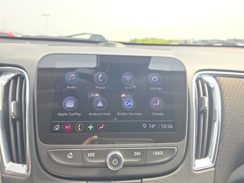 Used 2021 Chevrolet Malibu LT image 17