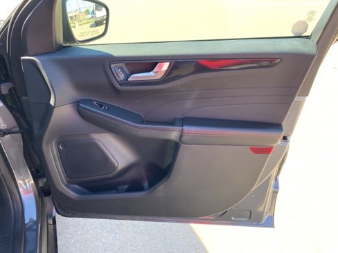 Used 2023 Ford Escape ST-Line w/ Tech Pack #1 image 18
