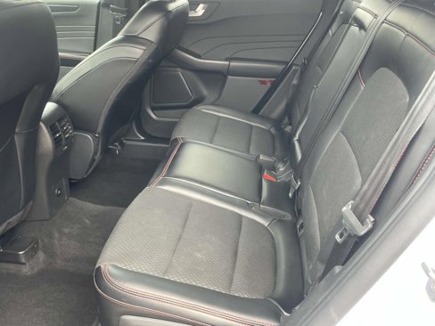 Used 2025 Ford Escape ST-Line image 12