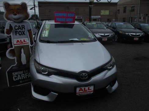 Used 2017 Toyota Corolla iM image 1