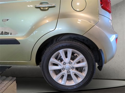 Used 2013 Kia Soul + w/ Audio Pkg image 35