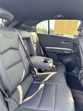 Certified 2025 Cadillac XT4 Premium Luxury image 8