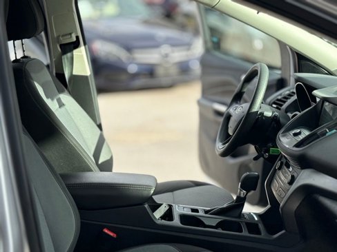 Used 2017 Ford Escape SE w/ Equipment Group 201A image 15