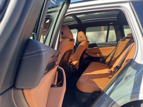 Used 2024 BMW X3 M40i image 7
