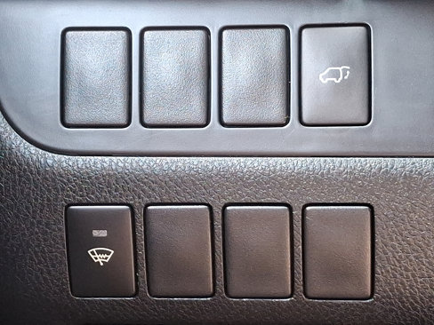 Used 2015 Toyota Highlander LE image 23