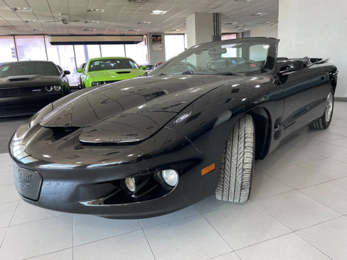 Used 2000 Pontiac Firebird Convertible image 3