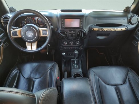 Used 2014 Jeep Wrangler Unlimited Sahara image 12
