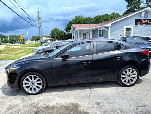 Used 2017 MAZDA MAZDA3 Touring image 3