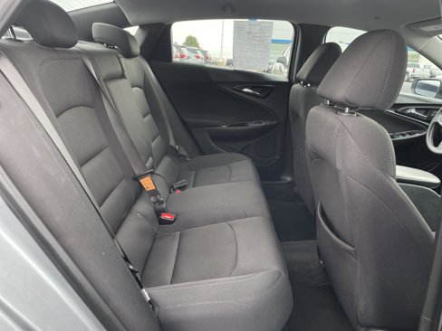 Used 2024 Chevrolet Malibu LT image 24