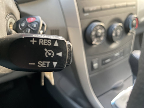 Used 2010 Toyota Corolla LE image 40