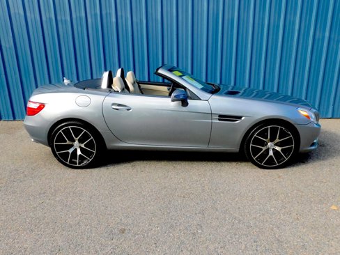 Used 2013 Mercedes-Benz SLK 250 image 6
