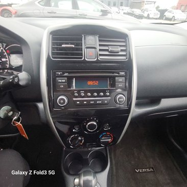 Used 2015 Nissan Versa Note SV image 15