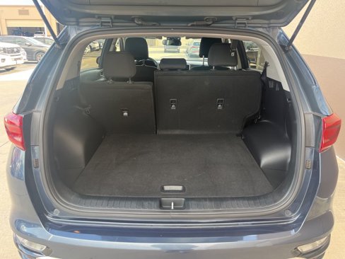 Used 2020 Kia Sportage LX image 10