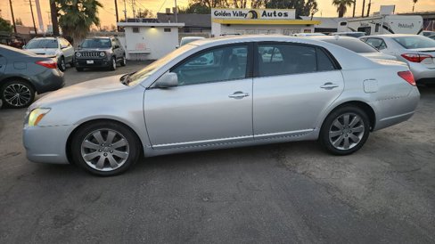 Used 2006 Toyota Avalon XL image 2