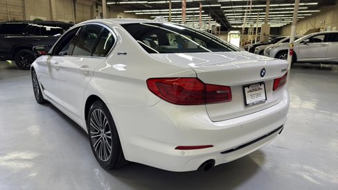 Used 2019 BMW 530e w/ Convenience Package image 7