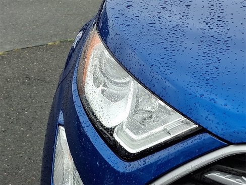 Used 2021 Ford EcoSport SE w/ SE Convenience Package image 9