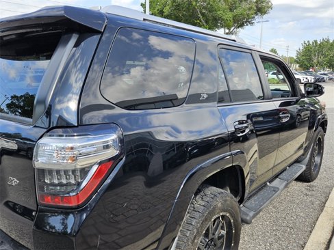 Used 2016 Toyota 4Runner SR5 Premium image 13