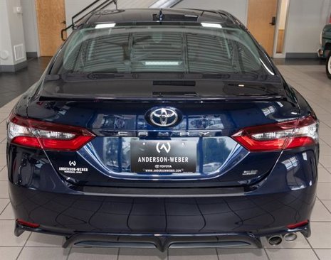 Used 2022 Toyota Camry SE image 16