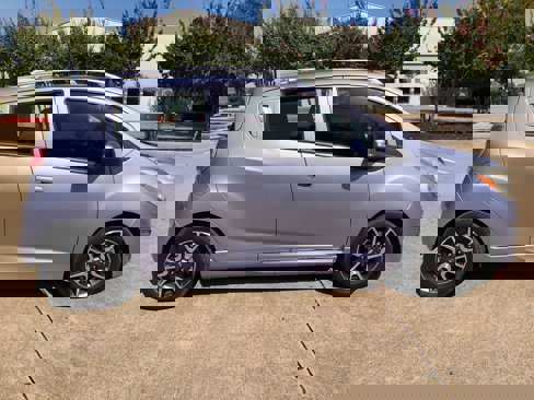 Used 2014 Chevrolet Spark LT image 5