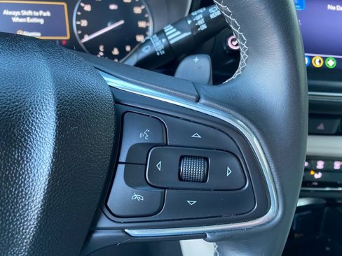Used 2023 Buick Envision Preferred image 24