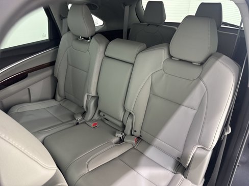 Certified 2018 Acura MDX SH-AWD w/ Technology Package image 16