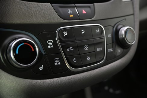 Used 2023 Chevrolet Malibu LT image 28