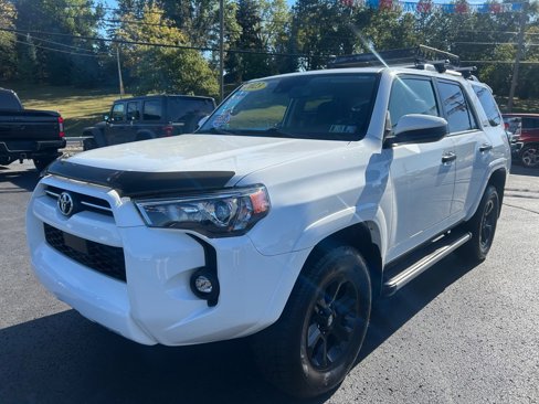 Used 2023 Toyota 4Runner SR5 image 1