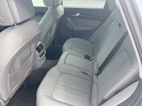 Used 2019 Audi Q5 2.0T Premium Plus w/ Premium Plus Package image 60