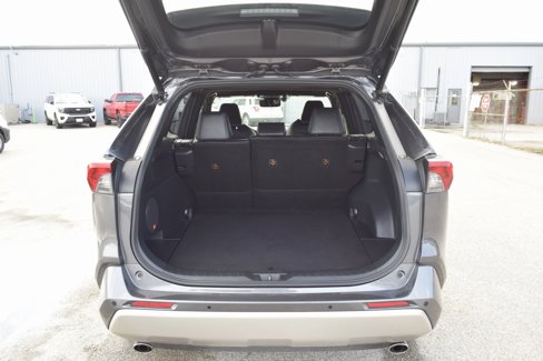 Used 2019 Toyota RAV4 XSE image 22