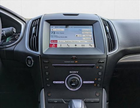 Used 2016 Ford Edge Titanium w/ Technology Package image 10