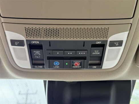 Certified 2020 Acura MDX SH-AWD w/ Technology Package image 9