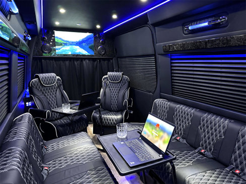 Used 2024 Mercedes-Benz Sprinter 3500 image 10
