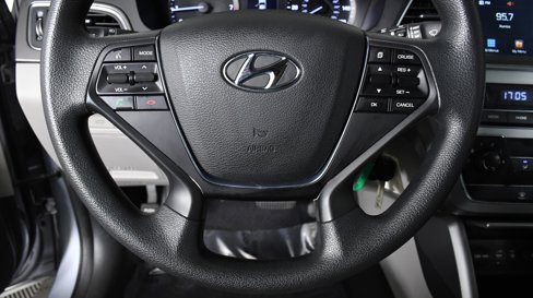 Used 2017 Hyundai Sonata Sport image 10