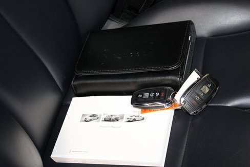 Used 2018 Lincoln Continental Premiere image 22