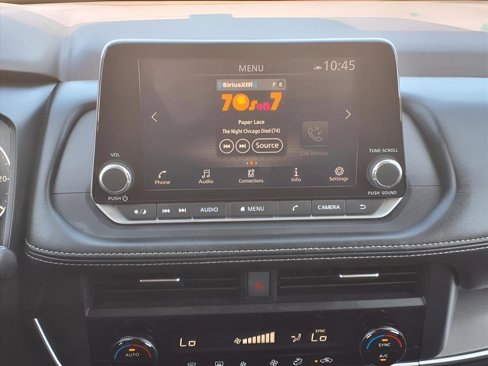 Used 2023 Nissan Rogue SV image 15