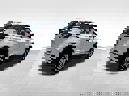 Used 2021 Nissan Kicks S image 6