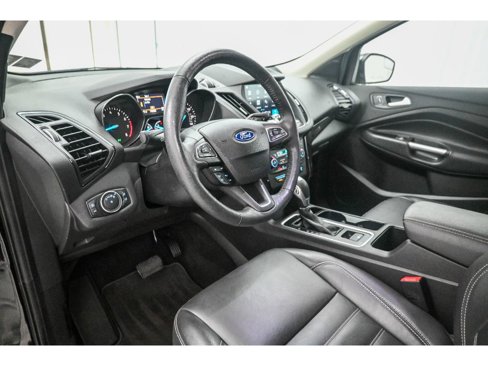 Used 2019 Ford Escape Titanium image 30