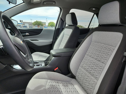 Used 2023 Chevrolet Equinox LT w/ Driver Convenience Package image 11