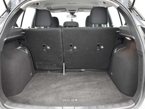 Used 2023 Nissan Kicks SV image 16