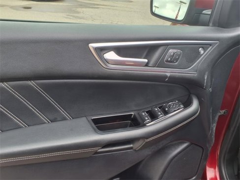 Used 2019 Ford Edge ST w/ Equipment Group 401A image 10