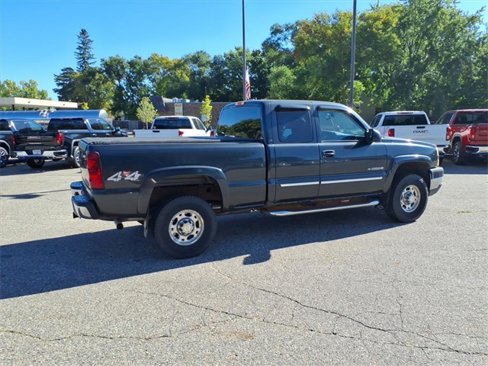 Used 2003 Chevrolet Silverado 2500 LT image 3
